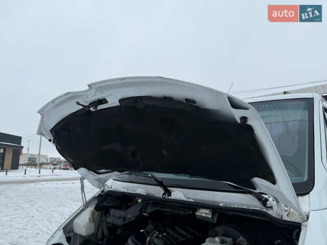 Білий Мерседес Sprinter, об'ємом двигуна 2.1 л та пробігом 275 тис. км за 13500 $, фото 3 на Automoto.ua