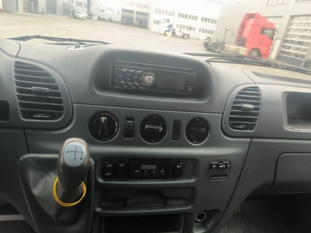 Белый Мерседес Sprinter, объемом двигателя 2.7 л и пробегом 330 тыс. км за 12000 $, фото 14 на Automoto.ua