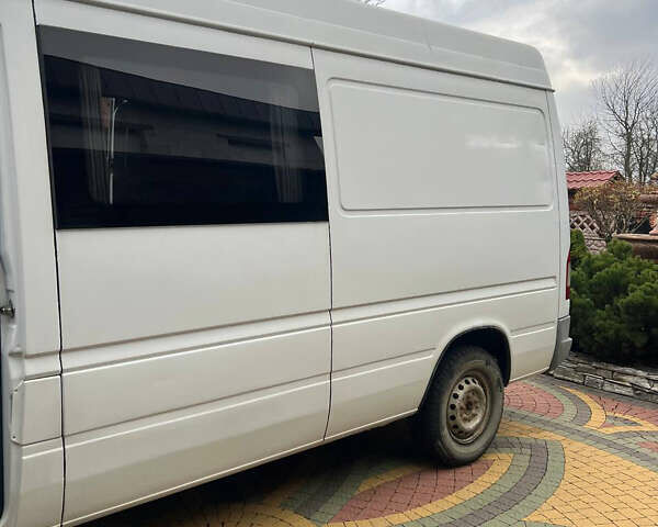 Білий Мерседес Sprinter, об'ємом двигуна 2.2 л та пробігом 307 тис. км за 5800 $, фото 2 на Automoto.ua