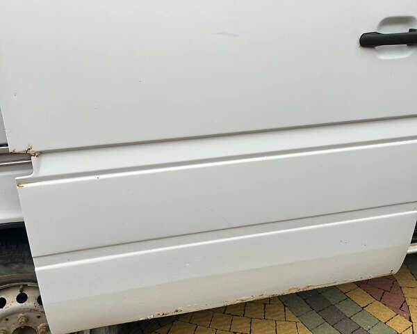 Білий Мерседес Sprinter, об'ємом двигуна 2.2 л та пробігом 307 тис. км за 5800 $, фото 7 на Automoto.ua