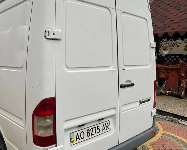 Білий Мерседес Sprinter, об'ємом двигуна 2.2 л та пробігом 307 тис. км за 5800 $, фото 4 на Automoto.ua