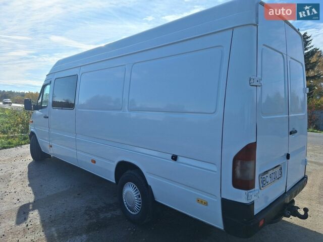 Білий Мерседес Sprinter, об'ємом двигуна 2.69 л та пробігом 450 тис. км за 8250 $, фото 4 на Automoto.ua