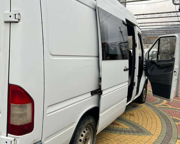 Білий Мерседес Sprinter, об'ємом двигуна 2.2 л та пробігом 307 тис. км за 5800 $, фото 6 на Automoto.ua