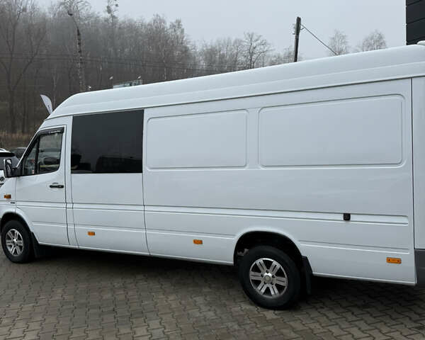 Білий Мерседес Sprinter, об'ємом двигуна 2.69 л та пробігом 600 тис. км за 12700 $, фото 1 на Automoto.ua