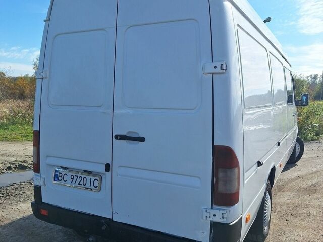 Білий Мерседес Sprinter, об'ємом двигуна 2.69 л та пробігом 450 тис. км за 8250 $, фото 5 на Automoto.ua