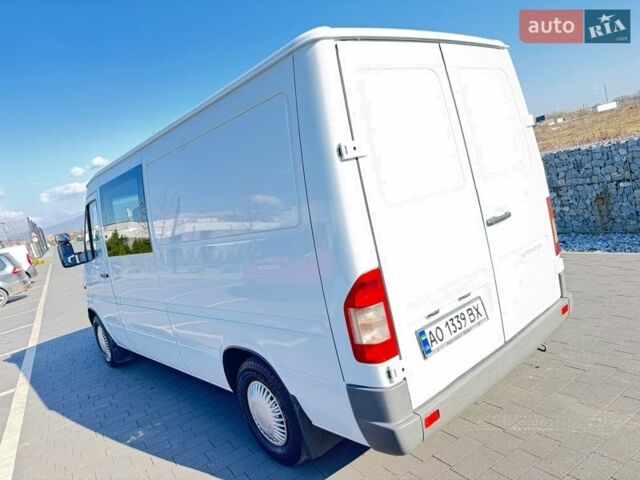 Белый Мерседес Sprinter, объемом двигателя 2.15 л и пробегом 391 тыс. км за 7300 $, фото 45 на Automoto.ua