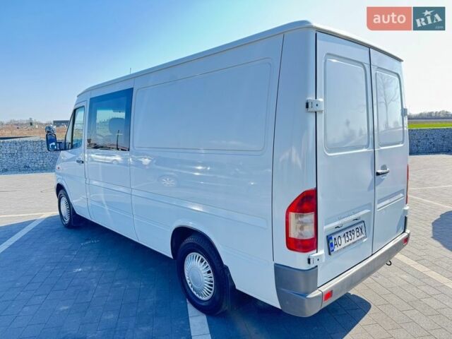 Белый Мерседес Sprinter, объемом двигателя 2.15 л и пробегом 391 тыс. км за 7300 $, фото 8 на Automoto.ua