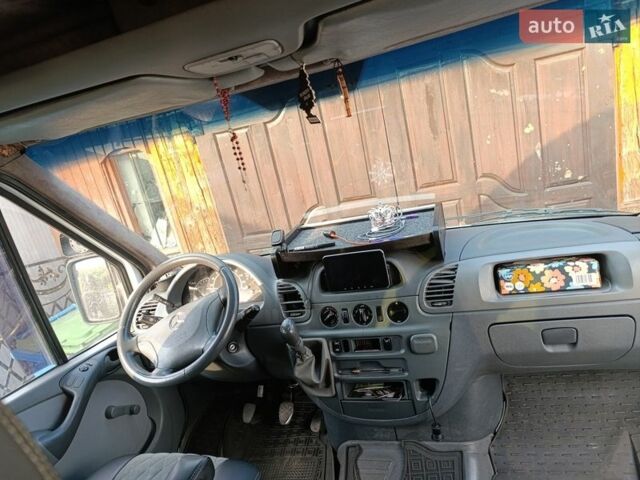 Белый Мерседес Sprinter, объемом двигателя 2.15 л и пробегом 390 тыс. км за 8800 $, фото 14 на Automoto.ua