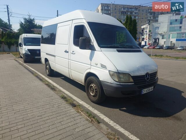 Білий Мерседес Sprinter, об'ємом двигуна 2.69 л та пробігом 689 тис. км за 6500 $, фото 1 на Automoto.ua