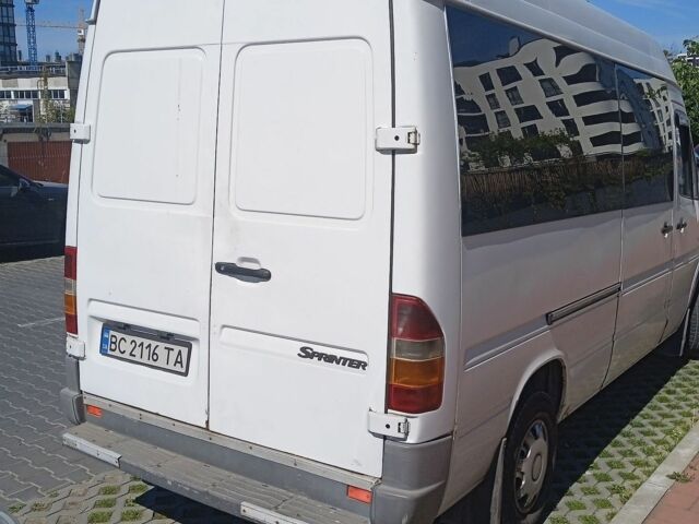 Білий Мерседес Sprinter, об'ємом двигуна 2.7 л та пробігом 780 тис. км за 8000 $, фото 2 на Automoto.ua