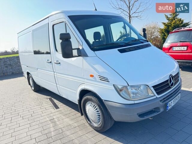 Белый Мерседес Sprinter, объемом двигателя 2.15 л и пробегом 391 тыс. км за 7300 $, фото 43 на Automoto.ua