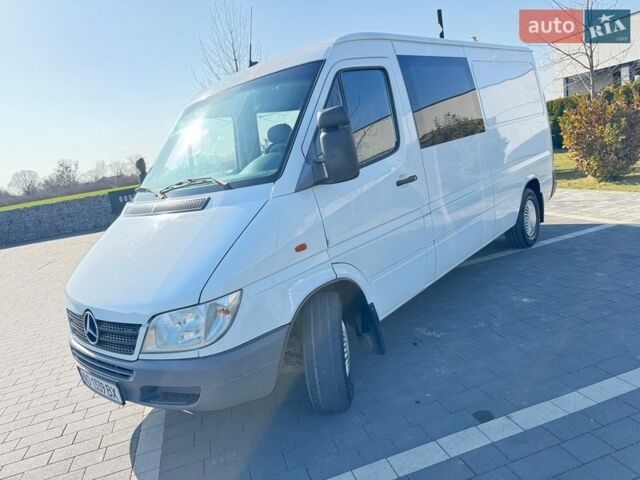 Белый Мерседес Sprinter, объемом двигателя 2.15 л и пробегом 391 тыс. км за 7300 $, фото 36 на Automoto.ua