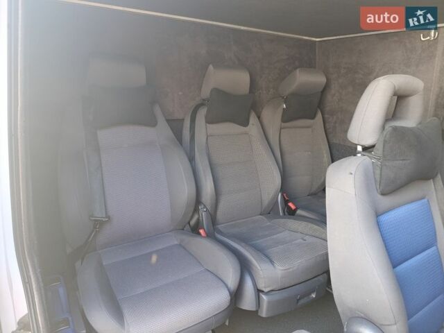 Белый Мерседес Sprinter, объемом двигателя 2.15 л и пробегом 390 тыс. км за 8800 $, фото 10 на Automoto.ua