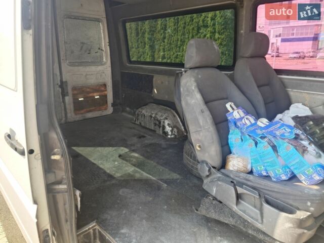 Білий Мерседес Sprinter, об'ємом двигуна 2.69 л та пробігом 689 тис. км за 6500 $, фото 6 на Automoto.ua