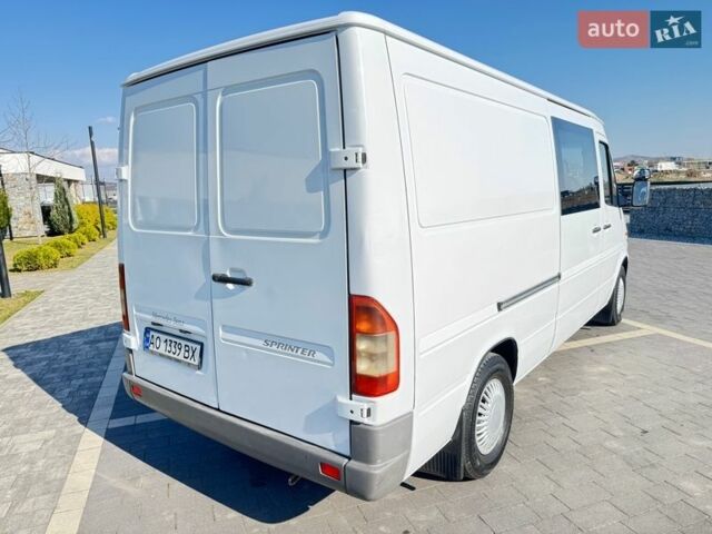 Белый Мерседес Sprinter, объемом двигателя 2.15 л и пробегом 391 тыс. км за 7300 $, фото 5 на Automoto.ua