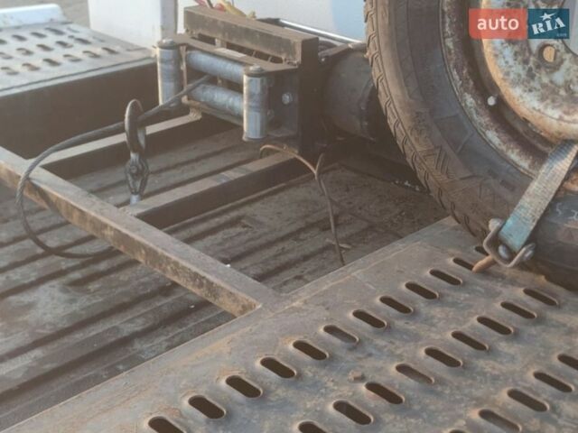 Белый Мерседес Sprinter, объемом двигателя 2.2 л и пробегом 381 тыс. км за 9900 $, фото 8 на Automoto.ua