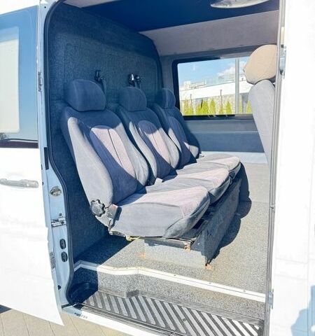 Белый Мерседес Sprinter, объемом двигателя 2.15 л и пробегом 391 тыс. км за 7300 $, фото 18 на Automoto.ua