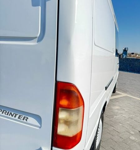 Белый Мерседес Sprinter, объемом двигателя 2.15 л и пробегом 391 тыс. км за 7300 $, фото 27 на Automoto.ua