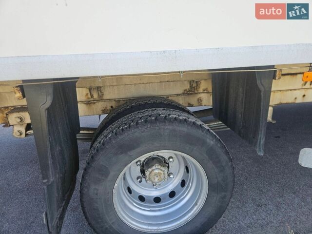 Білий Мерседес Sprinter, об'ємом двигуна 2.7 л та пробігом 690 тис. км за 15000 $, фото 17 на Automoto.ua