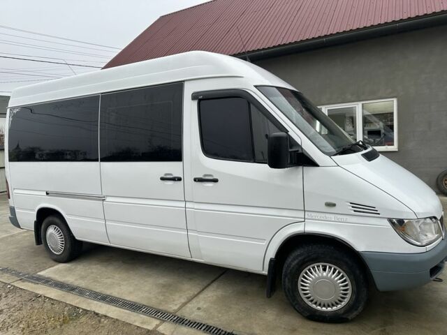 Білий Мерседес Sprinter, об'ємом двигуна 2.1 л та пробігом 500 тис. км за 7500 $, фото 3 на Automoto.ua