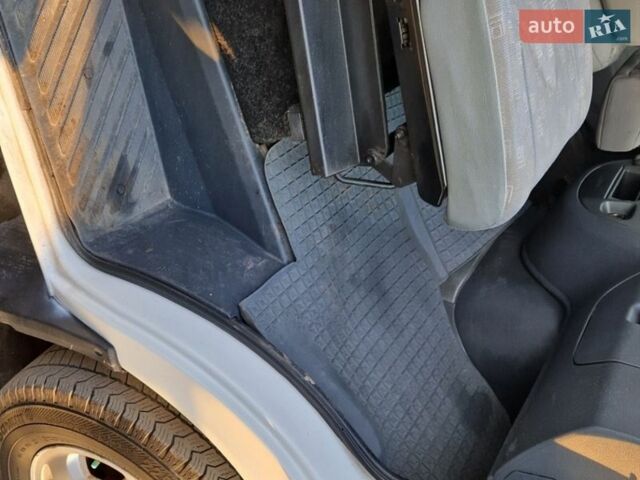 Белый Мерседес Sprinter, объемом двигателя 2.15 л и пробегом 639 тыс. км за 6800 $, фото 17 на Automoto.ua