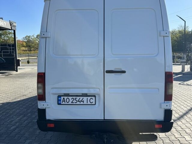 Білий Мерседес Sprinter, об'ємом двигуна 2.7 л та пробігом 420 тис. км за 8725 $, фото 4 на Automoto.ua