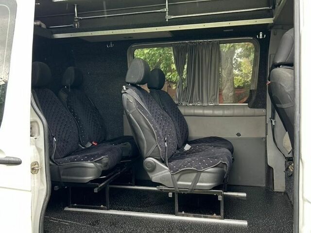 Белый Мерседес Sprinter, объемом двигателя 2.2 л и пробегом 800 тыс. км за 10500 $, фото 6 на Automoto.ua