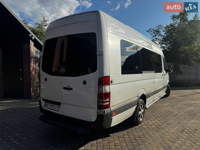 Белый Мерседес Sprinter, объемом двигателя 2.15 л и пробегом 450 тыс. км за 16000 $, фото 7 на Automoto.ua