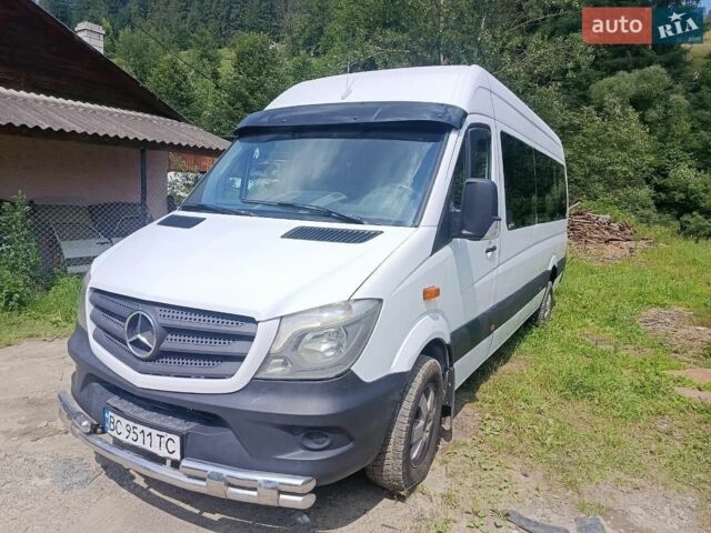 Белый Мерседес Sprinter, объемом двигателя 2.99 л и пробегом 330 тыс. км за 15000 $, фото 6 на Automoto.ua