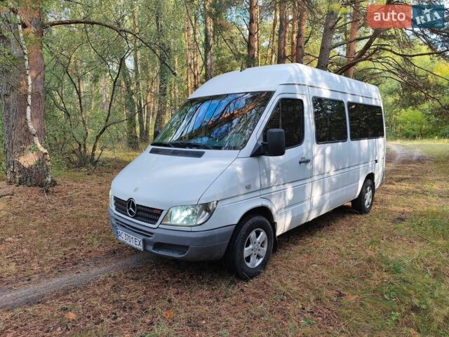 Білий Мерседес Sprinter, об'ємом двигуна 2.15 л та пробігом 800 тис. км за 7800 $, фото 1 на Automoto.ua