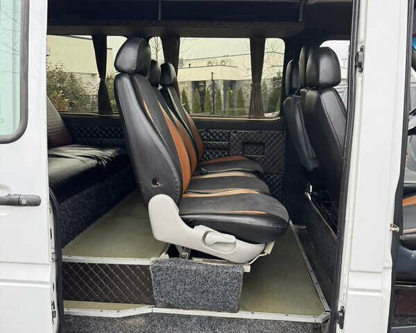 Білий Мерседес Sprinter, об'ємом двигуна 2.15 л та пробігом 280 тис. км за 7000 $, фото 22 на Automoto.ua