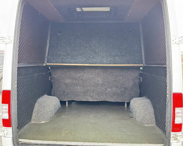 Білий Мерседес Sprinter, об'ємом двигуна 2.15 л та пробігом 280 тис. км за 7000 $, фото 31 на Automoto.ua