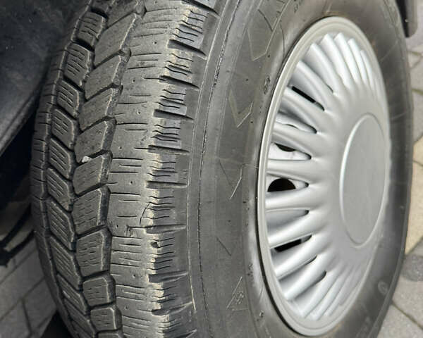 Білий Мерседес Sprinter, об'ємом двигуна 2.15 л та пробігом 280 тис. км за 7000 $, фото 36 на Automoto.ua