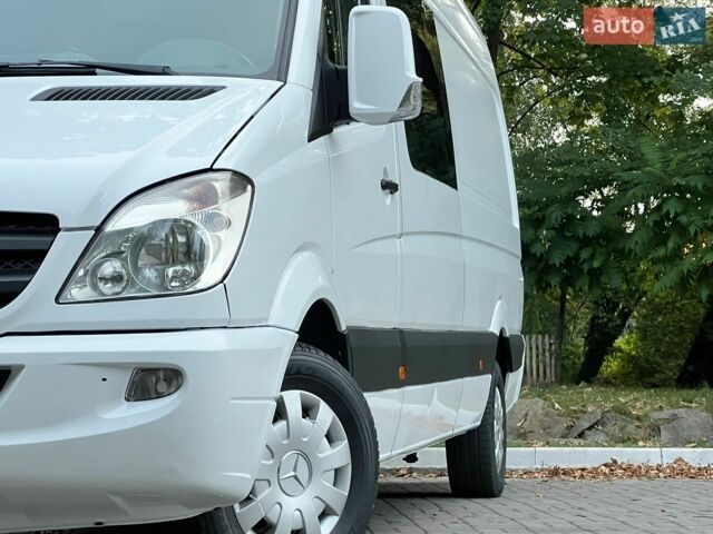 Белый Мерседес Sprinter, объемом двигателя 2.15 л и пробегом 600 тыс. км за 12450 $, фото 6 на Automoto.ua