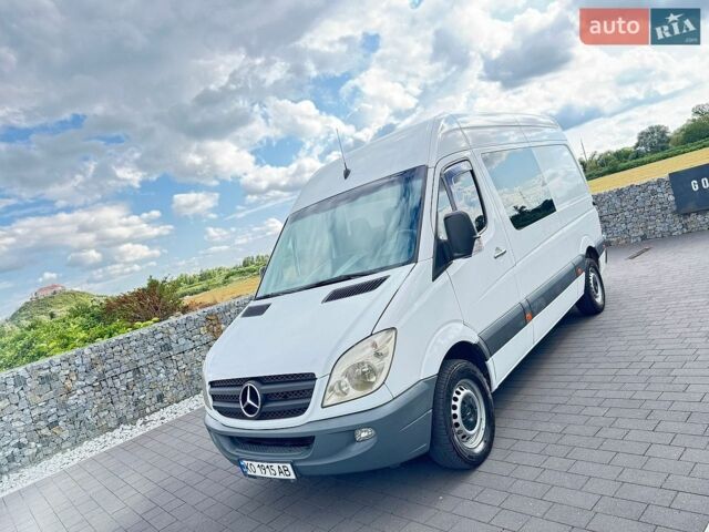 Белый Мерседес Sprinter, объемом двигателя 2.15 л и пробегом 387 тыс. км за 9000 $, фото 50 на Automoto.ua