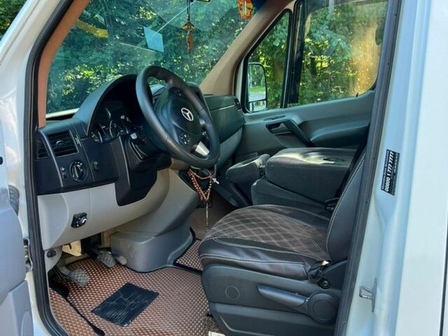 Білий Мерседес Sprinter, об'ємом двигуна 2.2 л та пробігом 554 тис. км за 12800 $, фото 13 на Automoto.ua