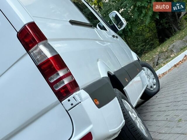 Белый Мерседес Sprinter, объемом двигателя 2.15 л и пробегом 600 тыс. км за 12450 $, фото 45 на Automoto.ua
