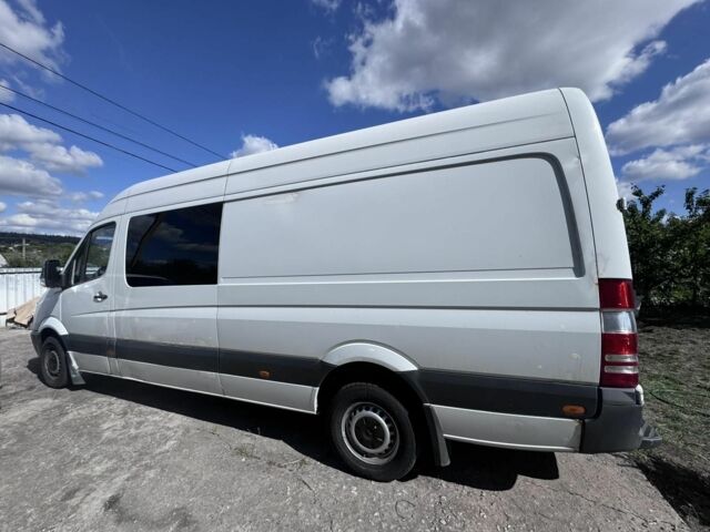 Белый Мерседес Sprinter, объемом двигателя 2.1 л и пробегом 450 тыс. км за 11000 $, фото 5 на Automoto.ua