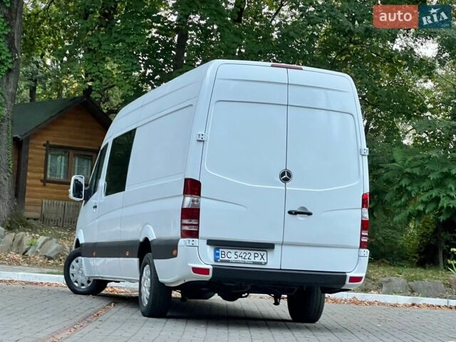 Белый Мерседес Sprinter, объемом двигателя 2.15 л и пробегом 600 тыс. км за 12450 $, фото 26 на Automoto.ua