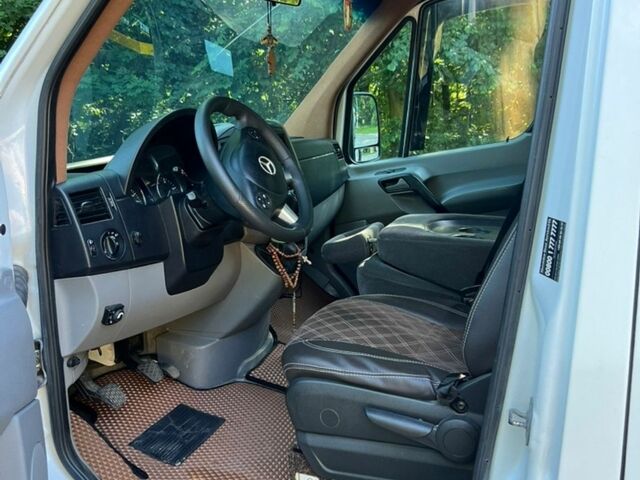 Білий Мерседес Sprinter, об'ємом двигуна 2.2 л та пробігом 554 тис. км за 12800 $, фото 14 на Automoto.ua