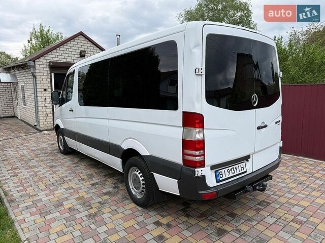 Белый Мерседес Sprinter, объемом двигателя 2.15 л и пробегом 391 тыс. км за 9700 $, фото 5 на Automoto.ua