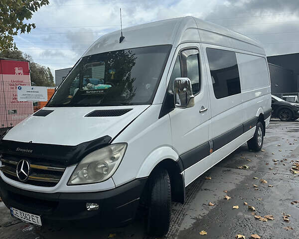 Білий Мерседес Sprinter, об'ємом двигуна 2.99 л та пробігом 500 тис. км за 15500 $, фото 1 на Automoto.ua