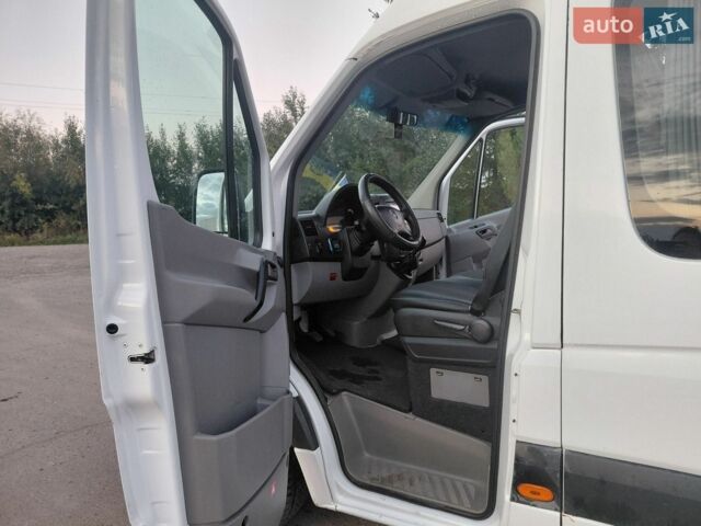 Белый Мерседес Sprinter, объемом двигателя 2.99 л и пробегом 903 тыс. км за 12600 $, фото 12 на Automoto.ua