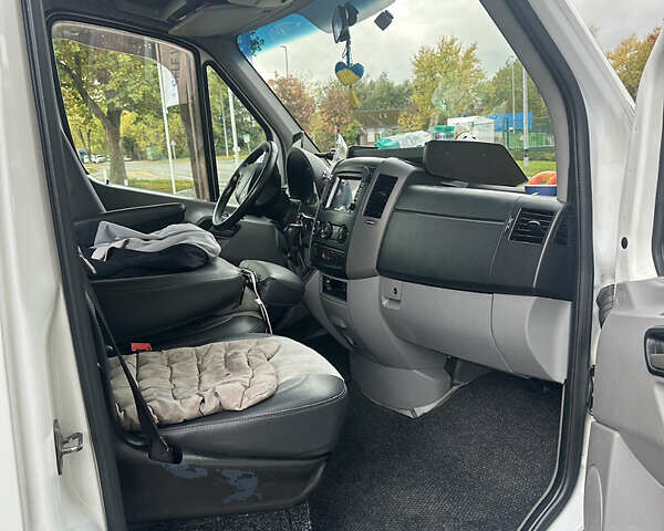 Білий Мерседес Sprinter, об'ємом двигуна 2.99 л та пробігом 500 тис. км за 15500 $, фото 5 на Automoto.ua
