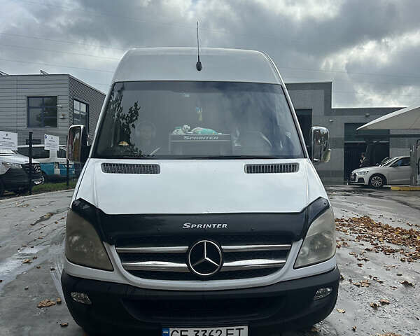 Білий Мерседес Sprinter, об'ємом двигуна 2.99 л та пробігом 500 тис. км за 15500 $, фото 2 на Automoto.ua