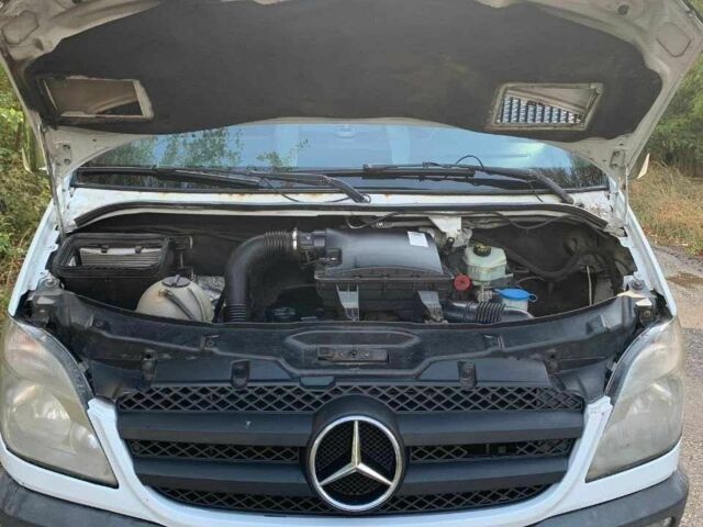 Білий Мерседес Sprinter, об'ємом двигуна 2.1 л та пробігом 85 тис. км за 9700 $, фото 5 на Automoto.ua