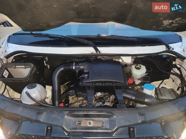 Белый Мерседес Sprinter, объемом двигателя 2.15 л и пробегом 611 тыс. км за 14900 $, фото 24 на Automoto.ua