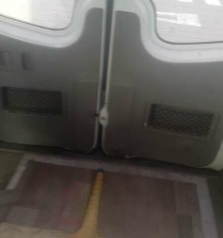 Белый Мерседес Sprinter, объемом двигателя 2.2 л и пробегом 380 тыс. км за 12600 $, фото 20 на Automoto.ua