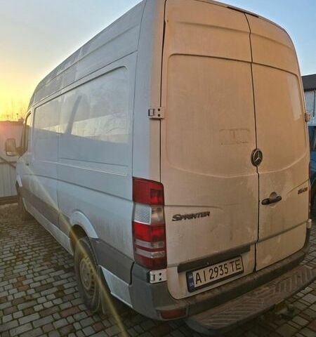 Белый Мерседес Sprinter, объемом двигателя 2.15 л и пробегом 350 тыс. км за 8600 $, фото 13 на Automoto.ua