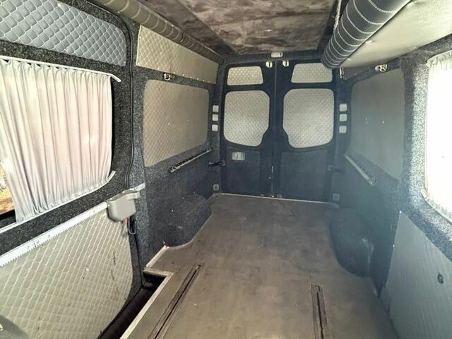 Белый Мерседес Sprinter, объемом двигателя 2.14 л и пробегом 200 тыс. км за 12800 $, фото 10 на Automoto.ua